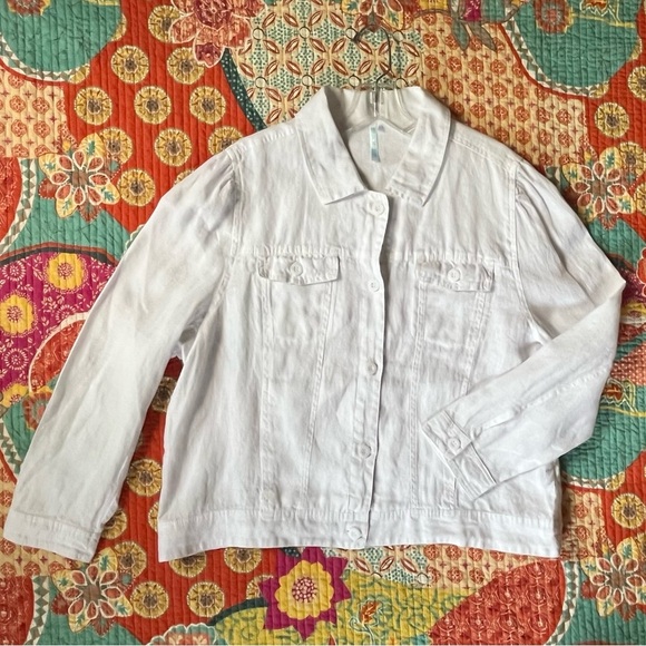 Lulu-B Beach Time 100% Linen White Button-Down Light Jacket - Picture 2 of 7